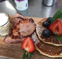 Cafe Manuela - Accommodation Mooloolaba