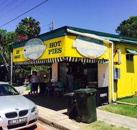 Upper Crust - Accommodation Mooloolaba