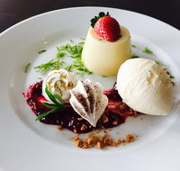 East Fusion Restaurant - Accommodation Mooloolaba