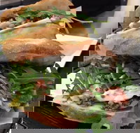 Dutch  Co - Accommodation Mooloolaba