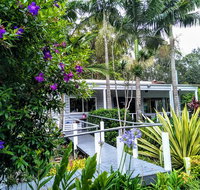 Gate and Bee - Accommodation Mooloolaba