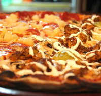 Heat Woodfired Pizza Bar - Accommodation Mooloolaba