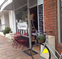House Of Expressos - Accommodation Mooloolaba