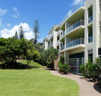 The Beach Bar - Accommodation Mooloolaba