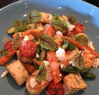 Versatile Restaurant - Accommodation Mooloolaba