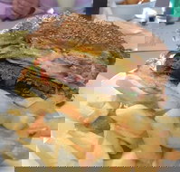 Beehive Hotel Motel Cafe - Accommodation Mooloolaba