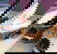 Helen's Heavenly Wholefoods Cafe - Accommodation Mooloolaba