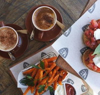 Criniti's - Manly - Accommodation Mooloolaba