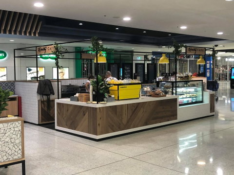 La Society Cafe - Accommodation Mooloolaba 0