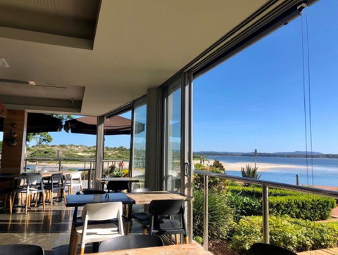 Reef Bar And Grill - Accommodation Mooloolaba 0