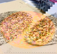 Rocky's Pizza - Accommodation Mooloolaba