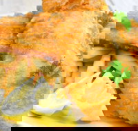 Con's Corner Fish 'n' Chips - Accommodation Mooloolaba