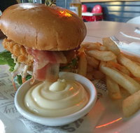 Newnham Hotel Restaurant - Accommodation Mooloolaba
