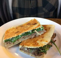 Loaves and the Dishes - Accommodation Mooloolaba