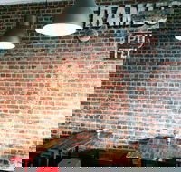 Steam  Wall - Accommodation Mooloolaba