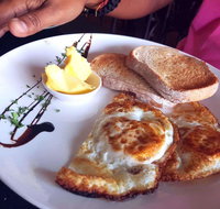 Crust - Annerley - Accommodation Mooloolaba