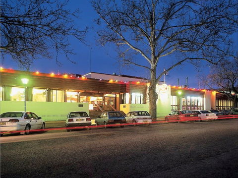 Narrandera Ex-Servicemen's Club - Accommodation Mooloolaba 0