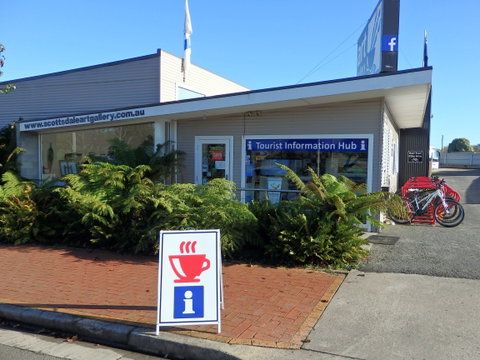 Scottsdale Art Gallery Cafe - Accommodation Mooloolaba 1