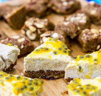 Charlie's Raw Squeeze - Greenslopes - Accommodation Mooloolaba