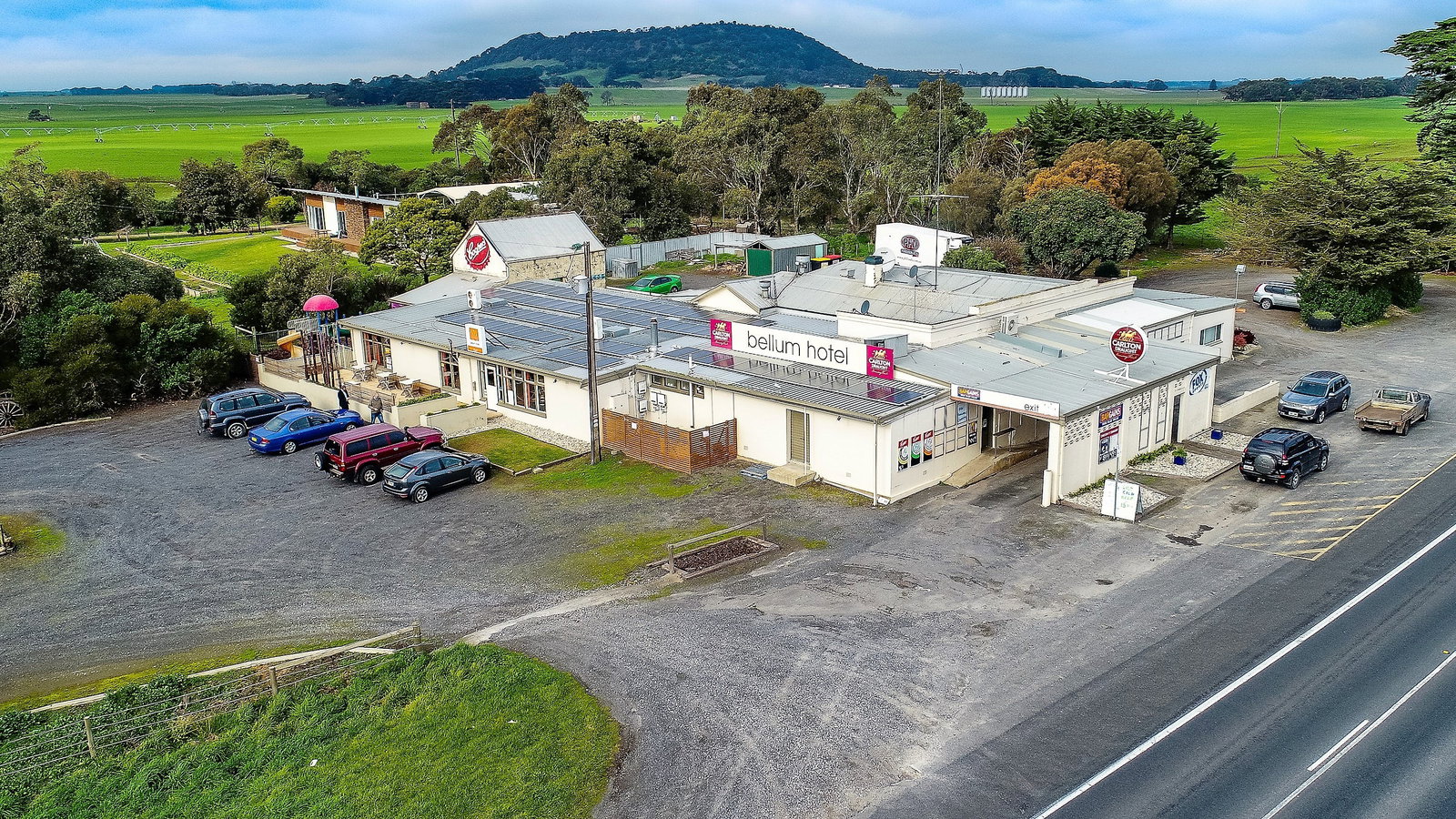 Cape Douglas SA Accommodation Mooloolaba