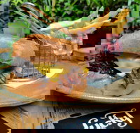 The Lucky Hotel - Accommodation Mooloolaba