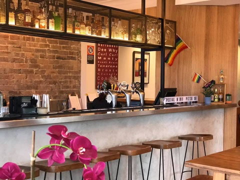 Fnky Mnky - Accommodation Mooloolaba 0