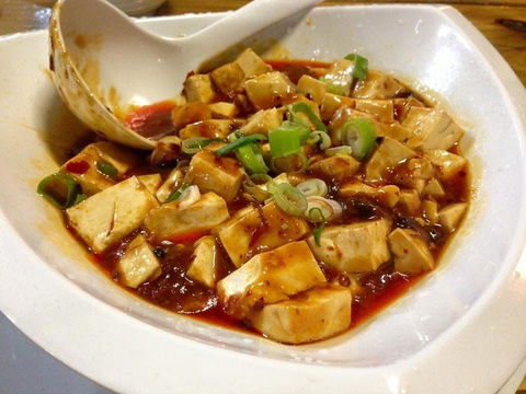 Fire & Stone - Accommodation Mooloolaba 0