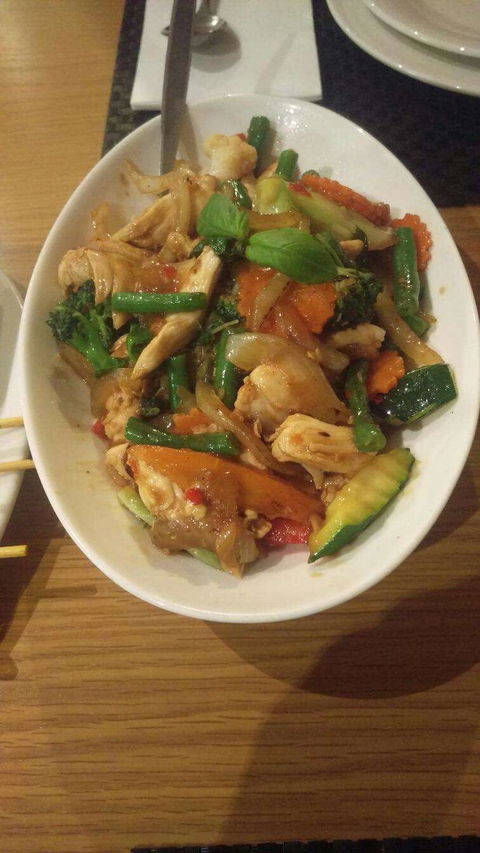 Hot Wok Thai - Accommodation Mooloolaba 0