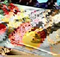 The Glass Onion Society - Accommodation Mooloolaba