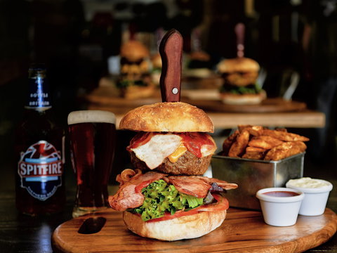 Spitfire Restaurant And Grill - Accommodation Mooloolaba 1