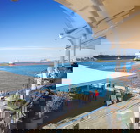 Queen's Wharf Hotel - Accommodation Mooloolaba