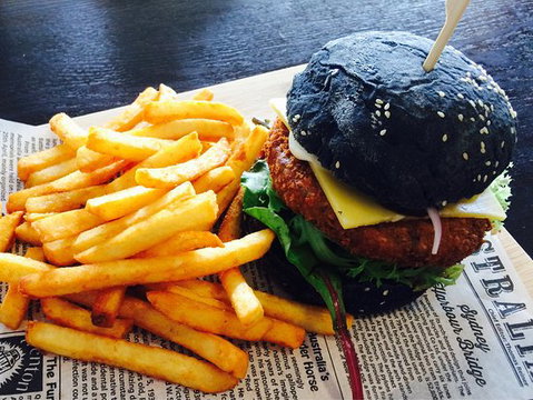 Cafe Capella's - Accommodation Mooloolaba 9