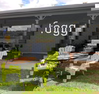 Foggo Wines - Accommodation Mooloolaba