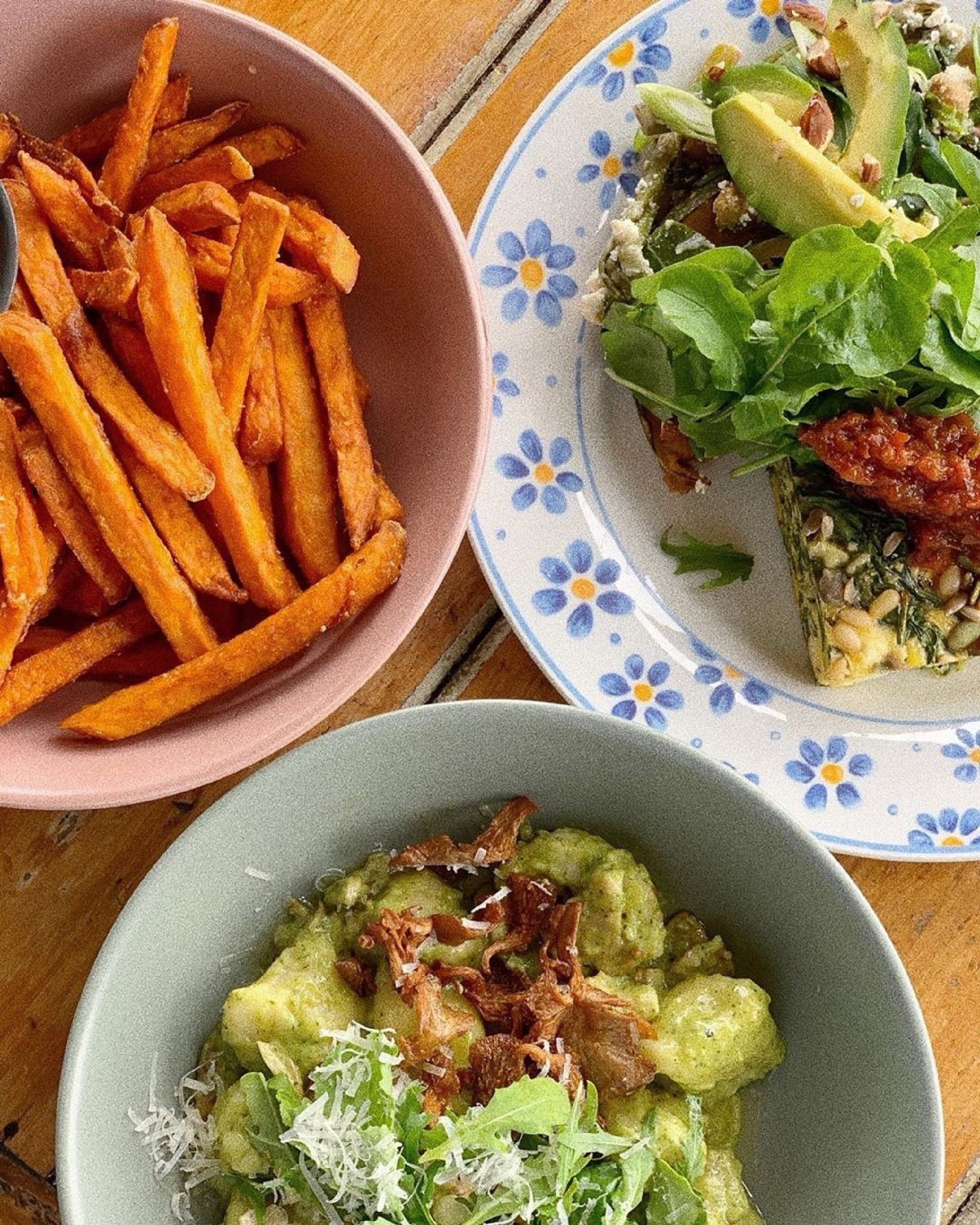 Collombatti NSW Accommodation Mooloolaba