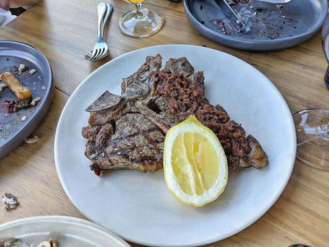 Main Hotel - Accommodation Mooloolaba 0