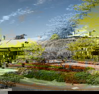 The Stirling Hotel - Accommodation Mooloolaba