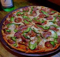 Beaches Pizza bar - Accommodation Mooloolaba