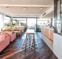 Henry Deane - Accommodation Mooloolaba