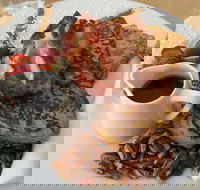 North Eastern Hotel - Accommodation Mooloolaba