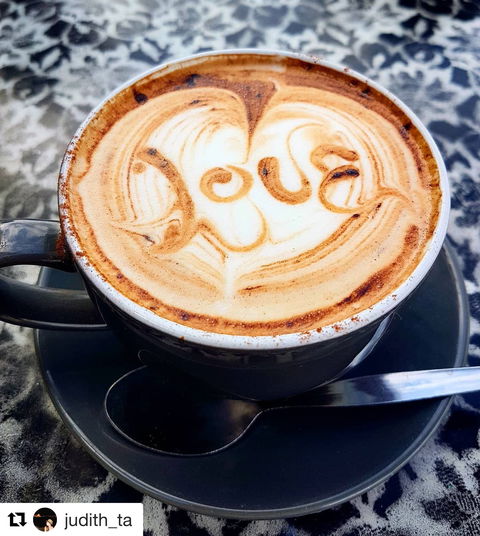 Scallywags Cafe - Accommodation Mooloolaba 1