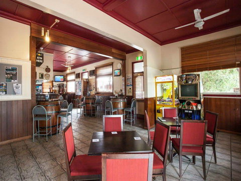 Erringhi Hotel - Accommodation Mooloolaba 1