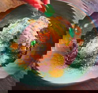 Burrow - Accommodation Mooloolaba