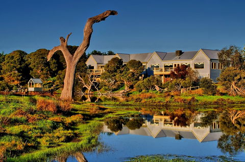 The Minya Vineyard & Winery - Accommodation Mooloolaba 0