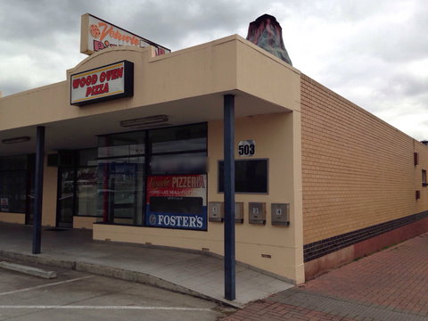 Vesuvio Pizzeria - Accommodation Mooloolaba 0