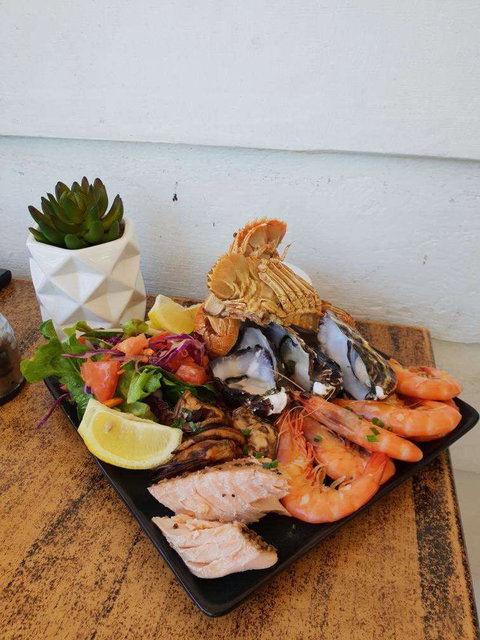 Maisie's Seafood And Steakhouse - Accommodation Mooloolaba 0