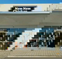 Nom Nom Chicken - Accommodation Mooloolaba