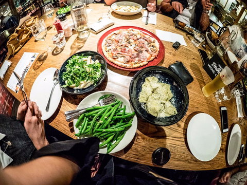 Dennys Kitchen - Accommodation Mooloolaba 1