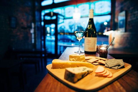 Laura St Seafood - Accommodation Mooloolaba 0