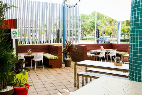 Thistle Bar - Accommodation Mooloolaba 0