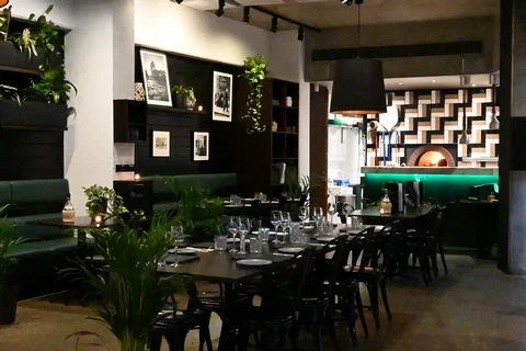 Crento Italian Restaurant - Accommodation Mooloolaba 0